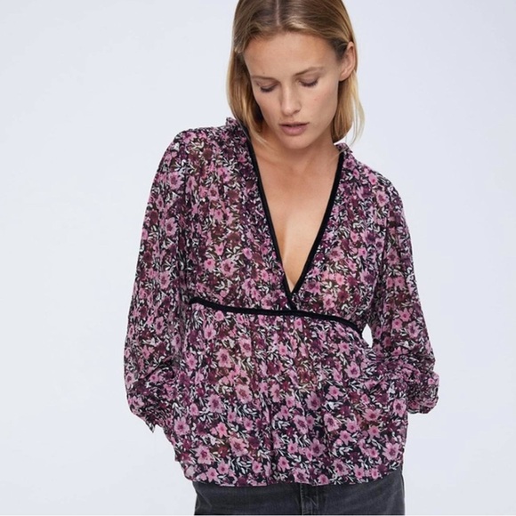 Zara Tops - Zara Floral V-Neck Blouse Size M  Pink Floral Black Velvet Trim Fairycore